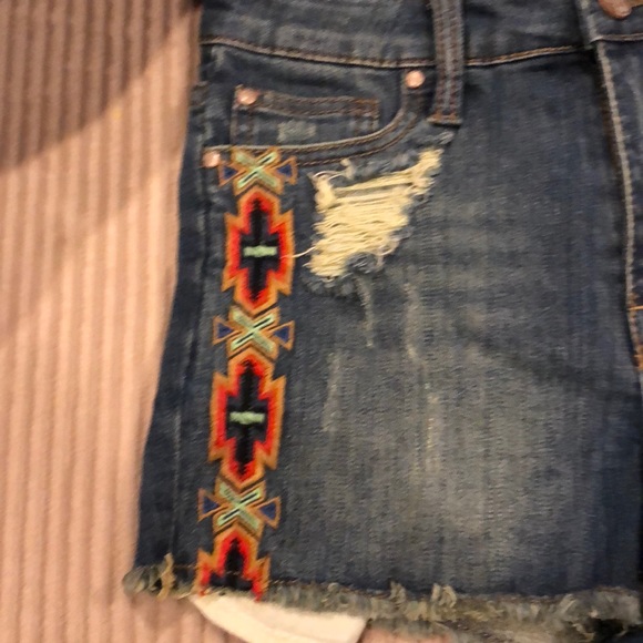 High waisted jean shorts - Picture 4 of 5